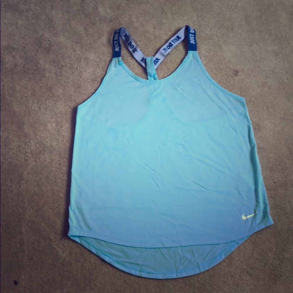 Nike dri-for workout tank M